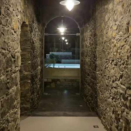 Azorean Urban Penzion 3*