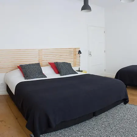 Azorean Urban Penzion 3*